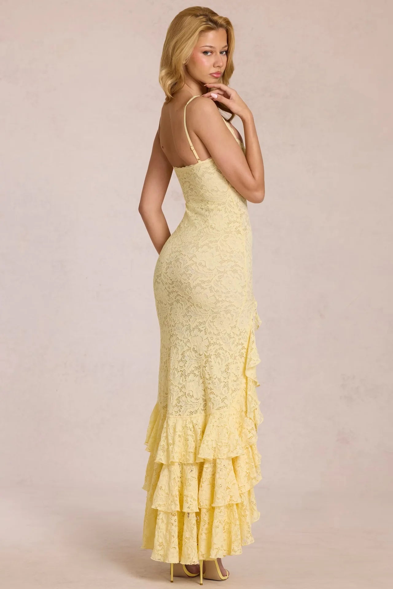 Summer Sexy Yellow Lace Dress High Waist Slim Fit Ruffle Edge Square Collar Backless Strap Women's Long Dresses 2026 New ﻿