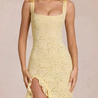 Summer Sexy Yellow Lace Dress High Waist Slim Fit Ruffle Edge Square Collar Backless Strap Women's Long Dresses 2026 New ﻿